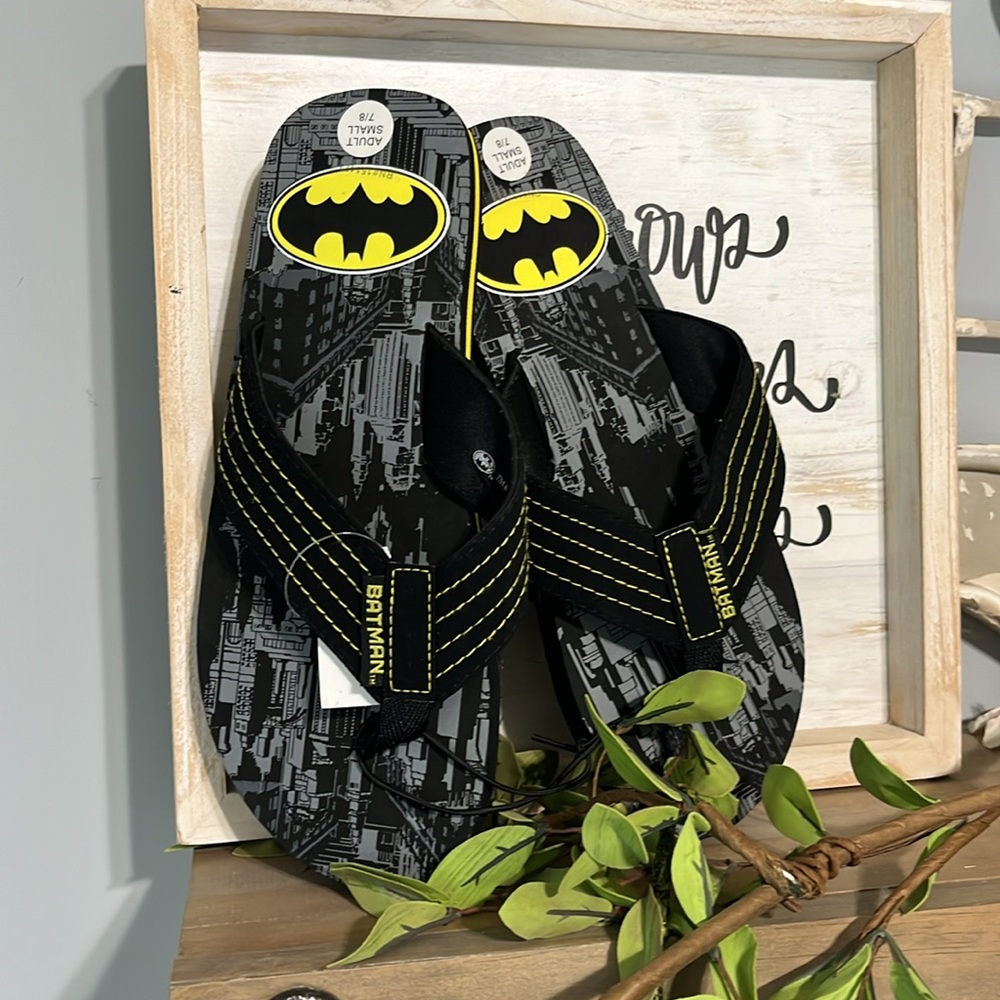 Batman Flip Flops Black Beach Summer Mens 7/8 Small New